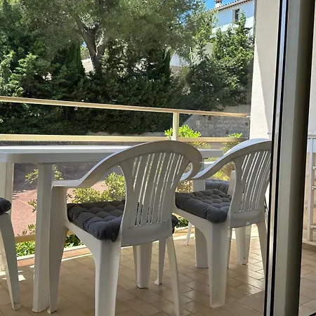 Neuf - Six Fours Les Plages - Parking Privatif - Clim - Balcon - 500m De La דירה סיס-פור-לה-פלאז'